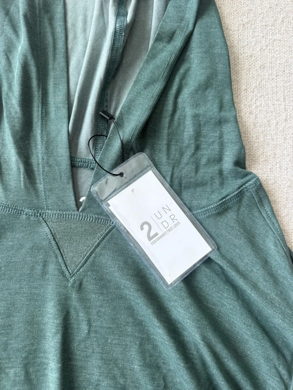 NWT! 2UNDR lightweight pullover Seafoam Green - Small